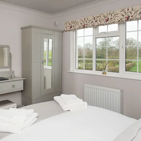 Nocleg ze śniadaniem Callender House 4*